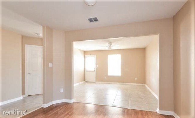 Foto del edificio - 3 br, 2 bath House - 5835 Hickory Canyon