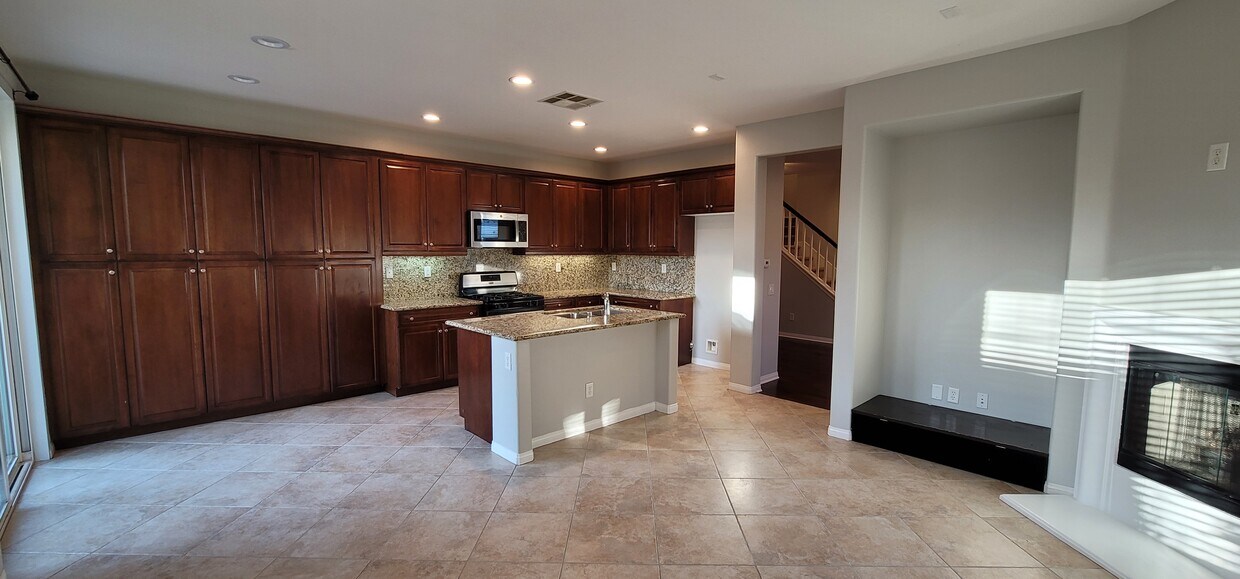 28363 Casselman Ln, Santa Clarita, CA 91350 Townhome Rentals in Santa