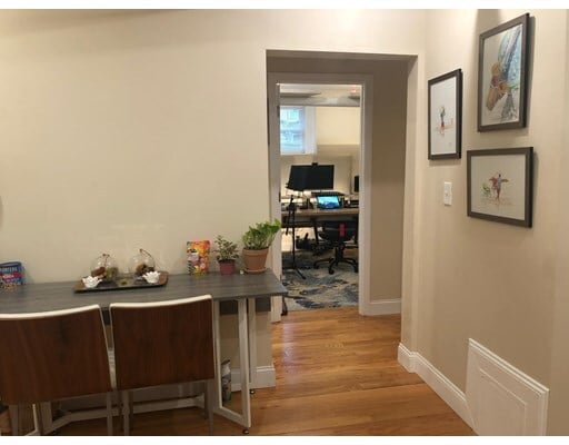 Building Photo - 24 Summit Ave