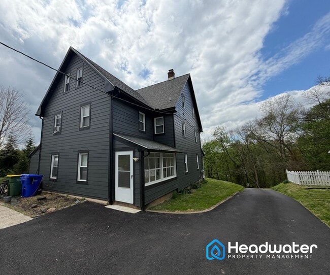 Building Photo - House for Rent in Glen Mills