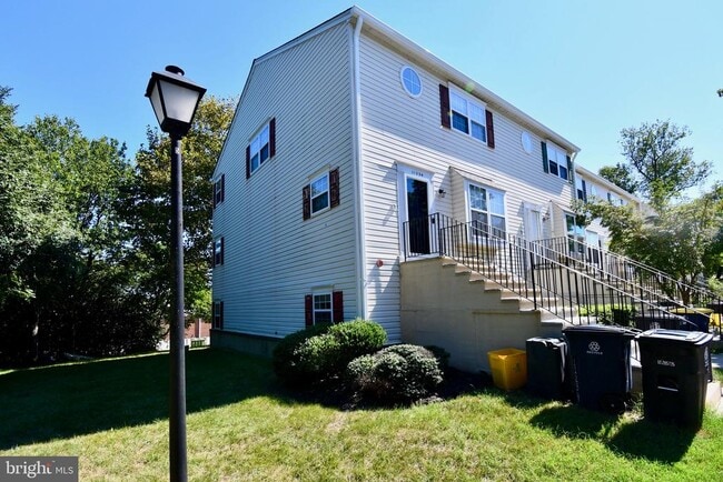 Building Photo - 11234 Hannah Way