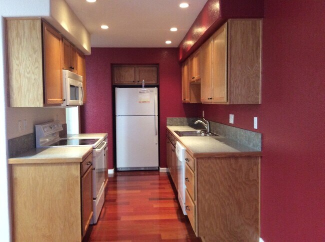 Photo - Beautiful Louisville Townhome on the Green...