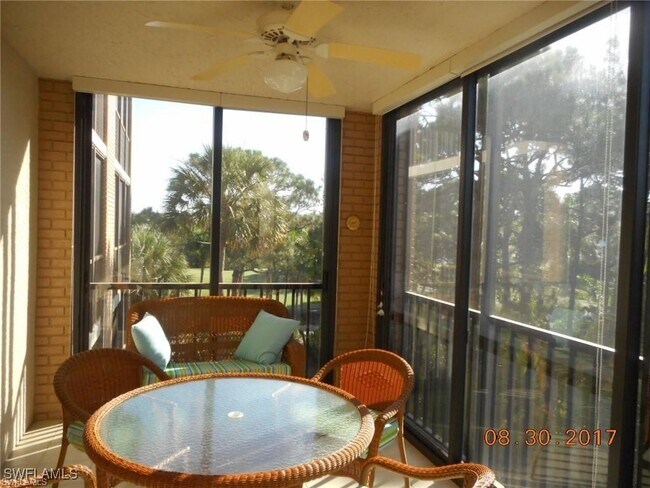 Foto del edificio - 6770 Pelican Bay Blvd