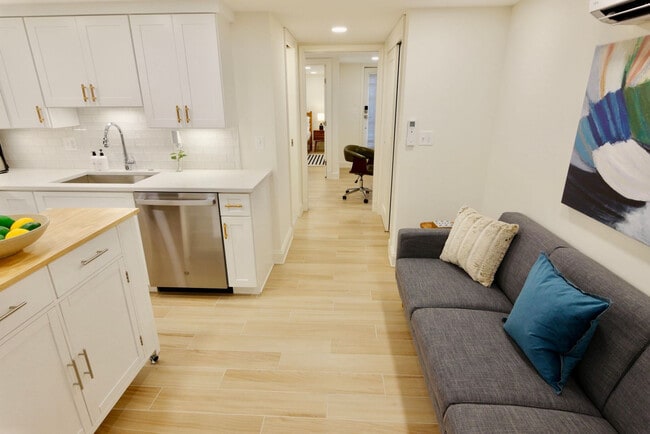 Foto del edificio - 921 South Carolina Ave SE