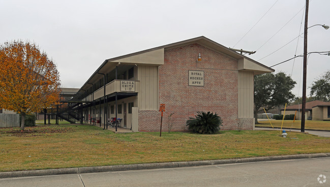 Building Photo - Royal Neches