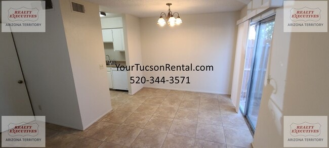 Building Photo - 1st Ave & Limberlost Dr - 2 Beds/ 1.5 Bath...