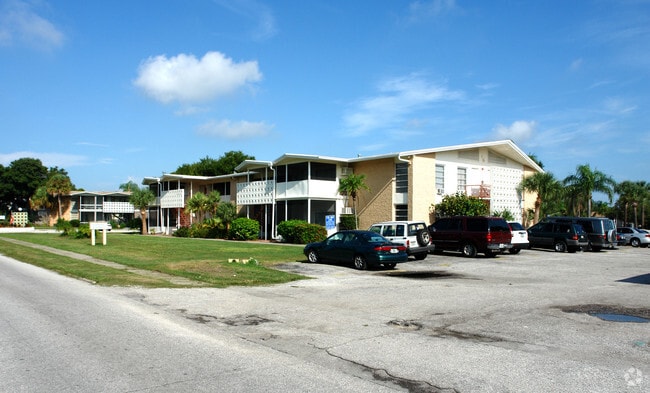 Building Photo - 1280 Druid Road