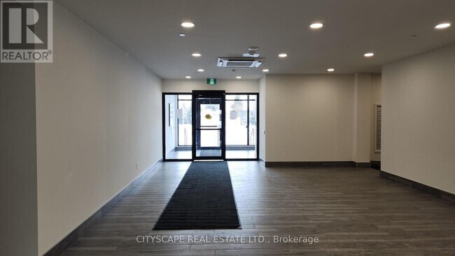 Photo du bâtiment - 181 Elmira Rd S