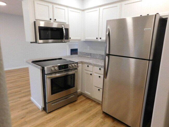 Foto del edificio - 5351 Landon St SE