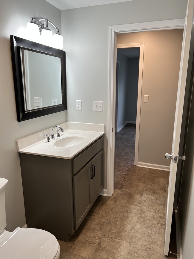 Foto del edificio - 417 N Charlotte St