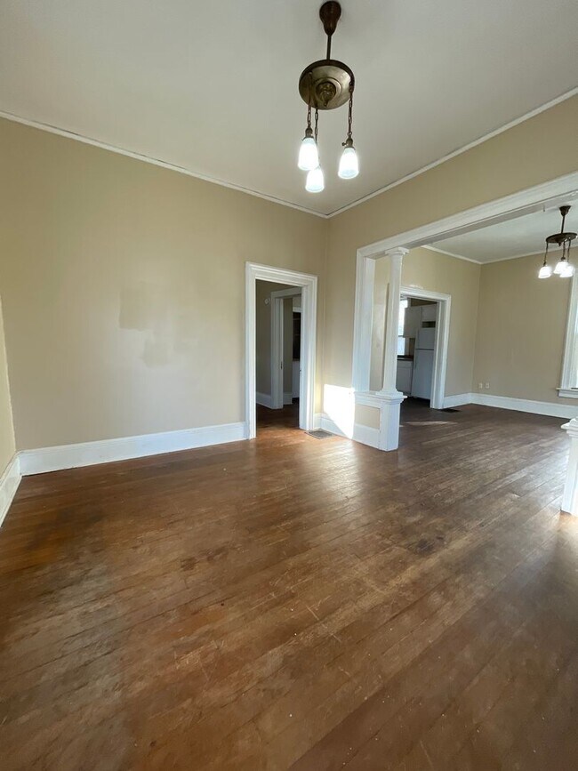 Foto del edificio - 1113 Constitution St