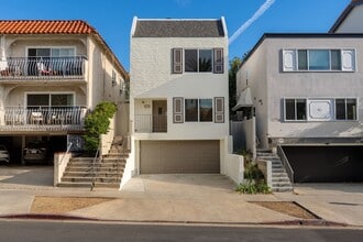 Building Photo - 11752 Darlington Ave