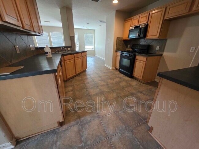 Building Photo - 10219 Riderdale Park Ln