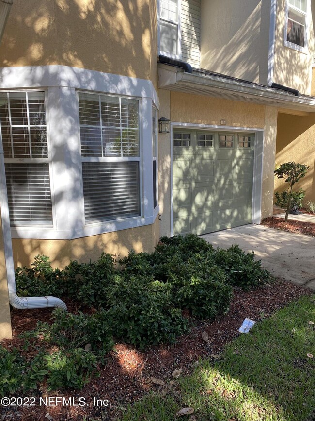 Building Photo - 3750 Silver Bluff Blvd