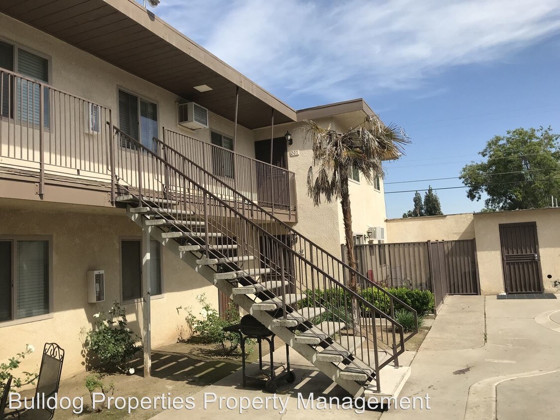 Primary Photo - 1348-1348 E San Bruno Ave