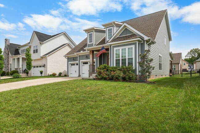 Building Photo - 276 Bluebell Dr