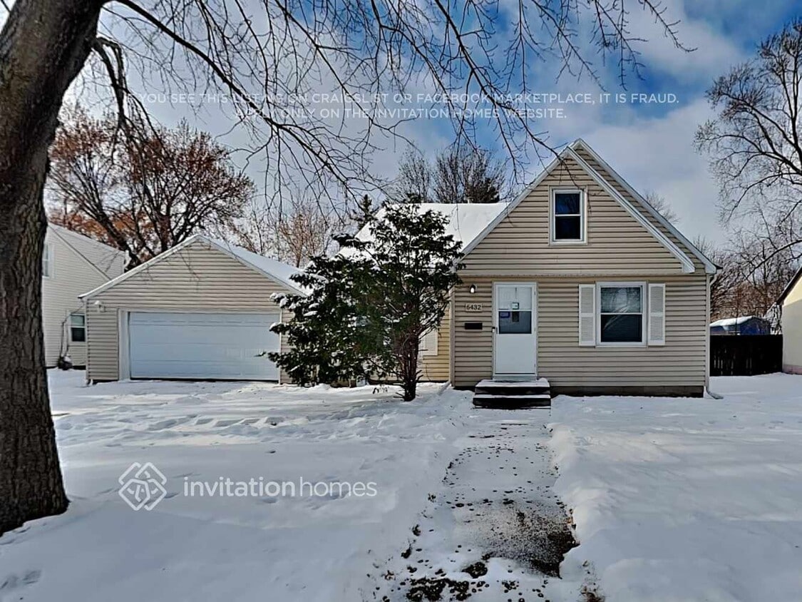 Foto principal - 6432 2nd Ave S