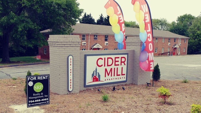 Foto principal - 1410 Brewer Rd