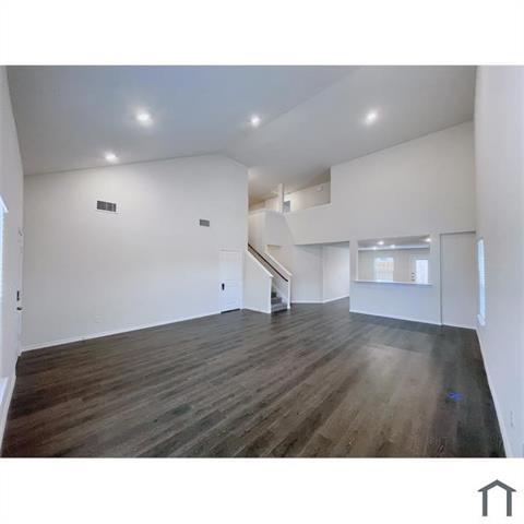 Foto del edificio - 2133 Caraway Ct