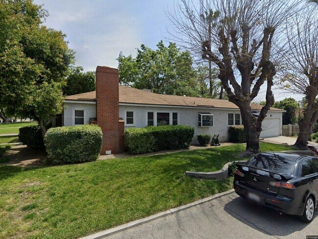 Foto del edificio - 751 W Marshall Blvd