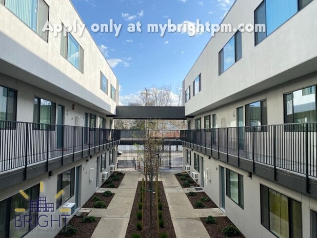 Fully remodeled studio apartment in gated ... - Fully remodeled studio apartment in gated ...