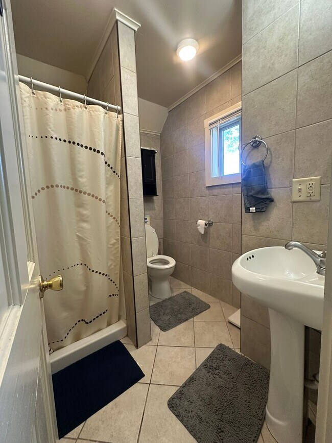 Foto del edificio - 113 Comstock Pl