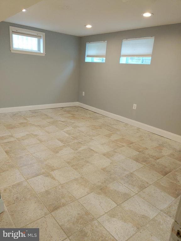 Building Photo - 3933 Fairview Dr