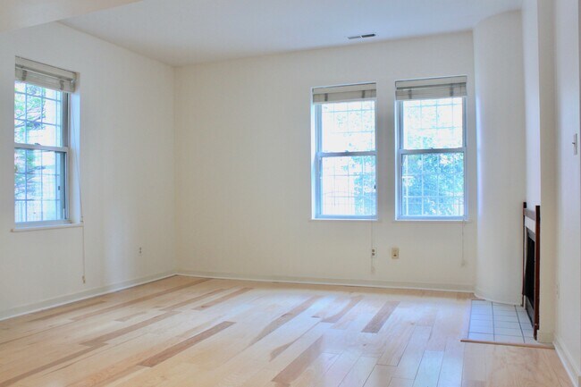 Foto del edificio - 2114 N St NW