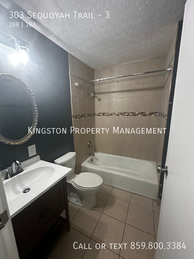 Building Photo - Charming 2-bedroom, 1-bathroom available now!