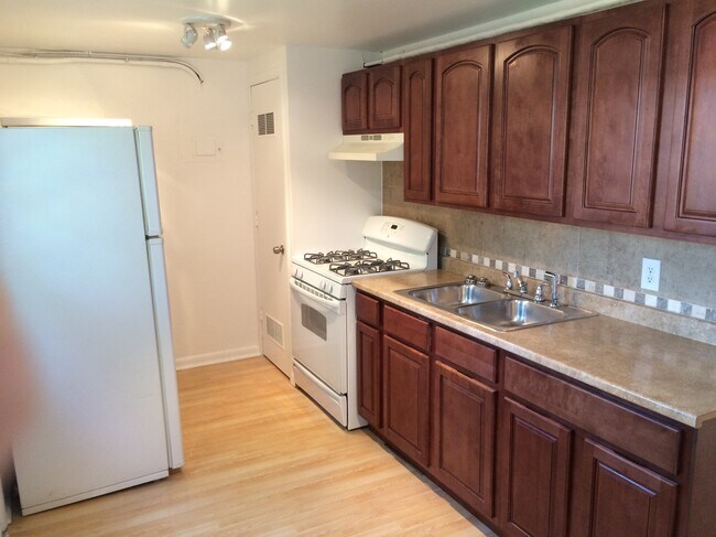 Building Photo - 3435 Zuni St