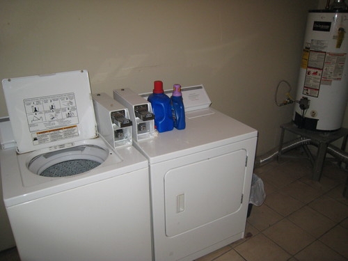 Laundry Facilities - Summit Apartments