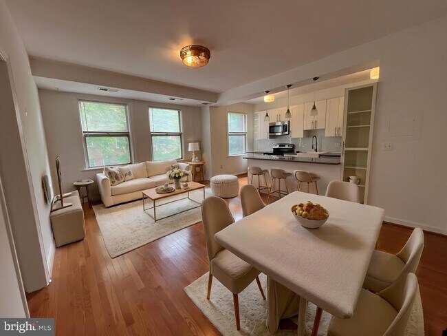 Foto del edificio - 1615 Kenyon St NW
