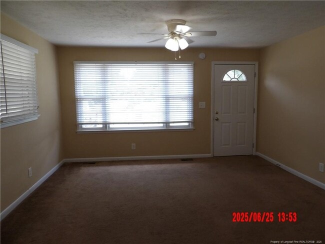 Building Photo - 301 W Vinson Ave