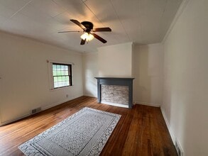 Building Photo - 208-210 McClure St