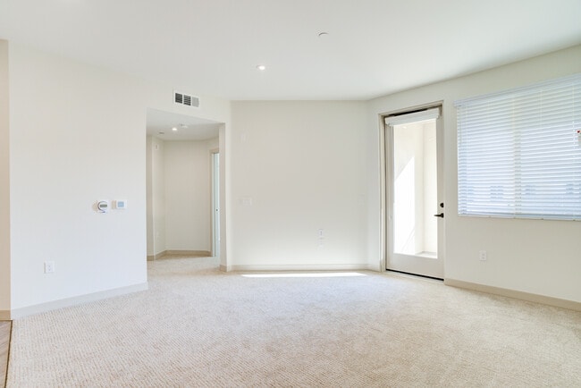 Building Photo - Bolsa Row Apartments