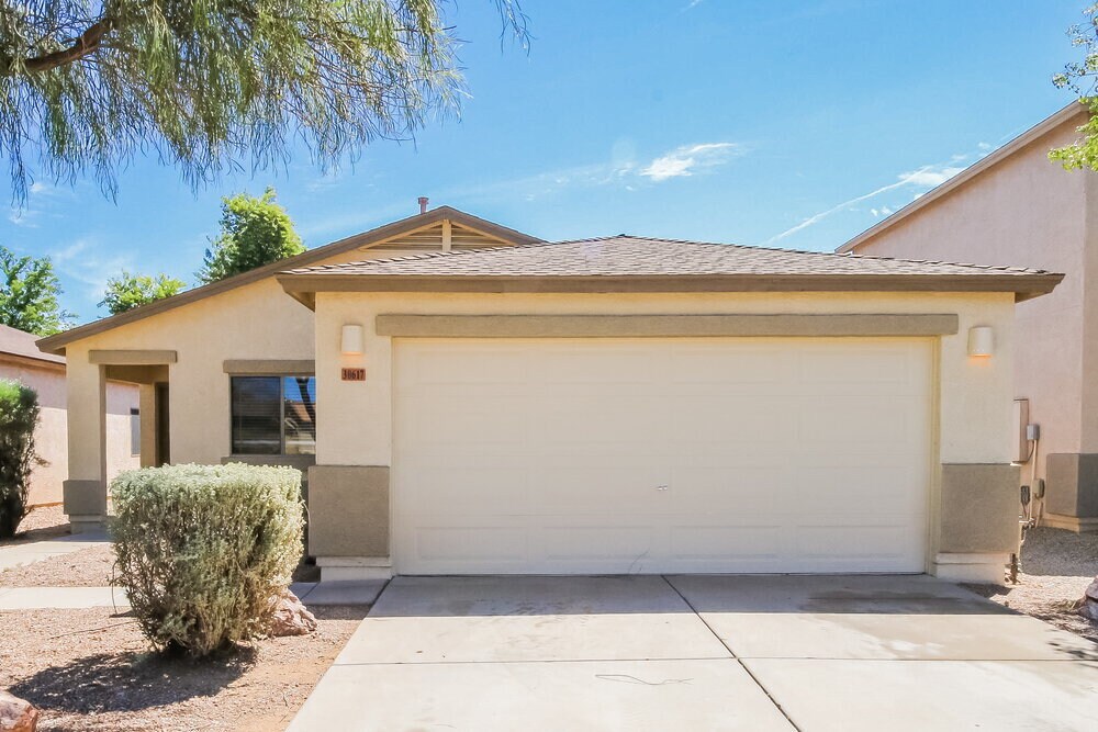 Primary Photo - 30617 N Desert Star Dr
