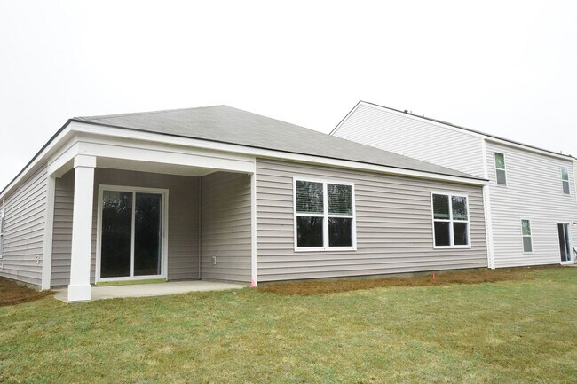 Building Photo - Coming Available!