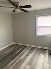 Building Photo - 1734 Kelly Ln