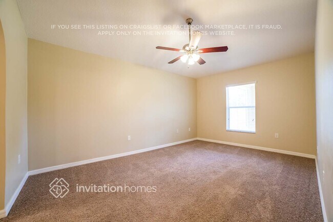 Foto del edificio - 3215 Burdock Ave
