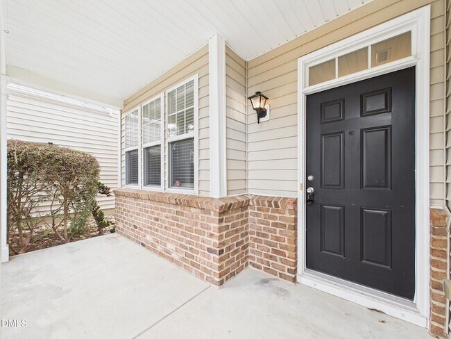 Foto del edificio - 302 Meeting Hall Dr