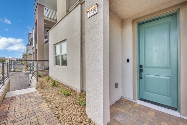 Foto del edificio - 1749 S Desert Foothills Dr