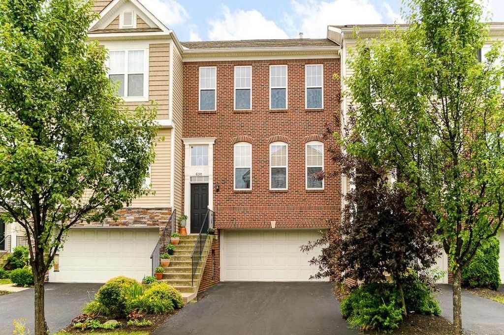 Foto principal - 6281 Chetti Dr