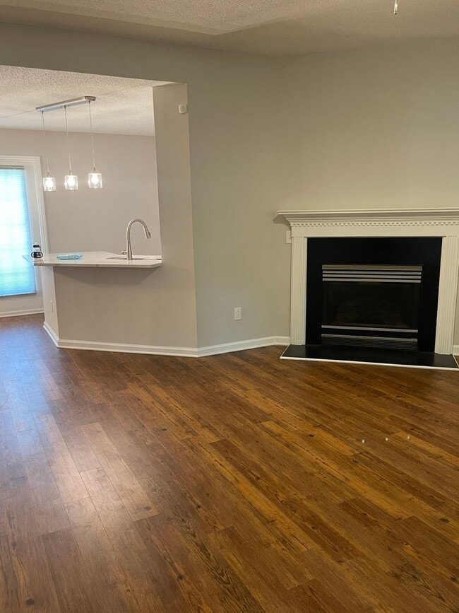 Foto del edificio - 5521 Fieldcross Ct