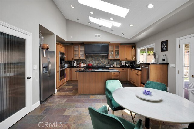 Foto del edificio - 11494 Garrick Ave