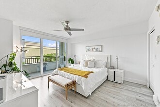 Building Photo - 610 W Las Olas Blvd