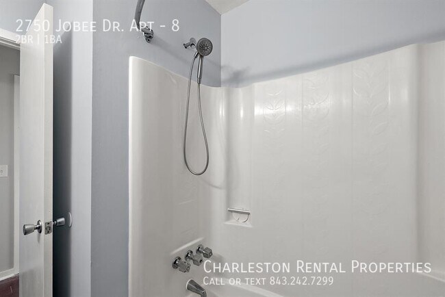 Building Photo - 2750 Jobee Dr