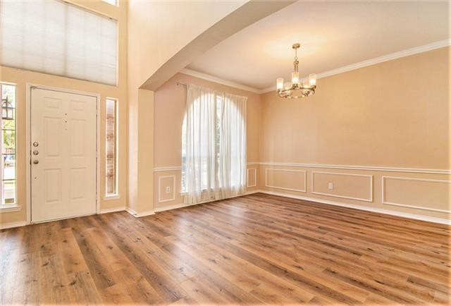 Foto del edificio - 10715 Turtle Creek Ln