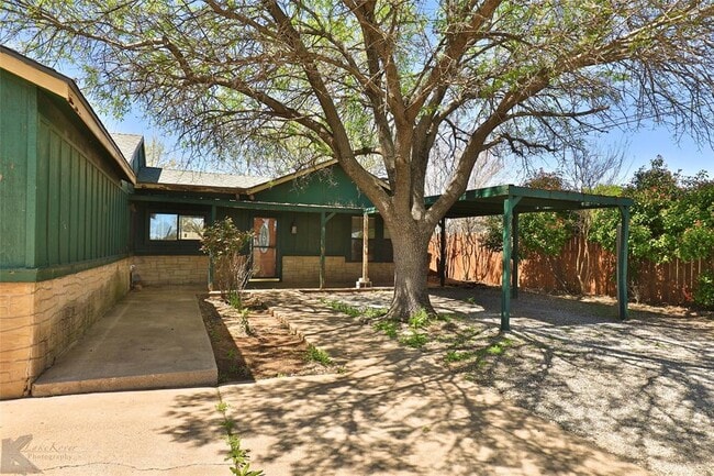 Building Photo - 5620 Buffalo Gap Rd