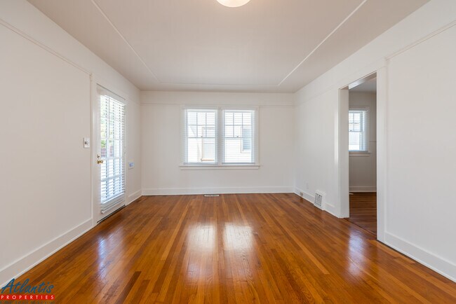 Building Photo - 68 S Keeble Ave