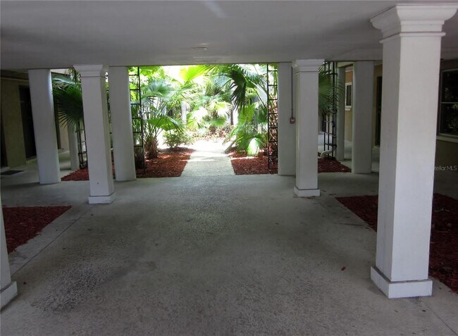 Foto del edificio - 212 S Church Ave